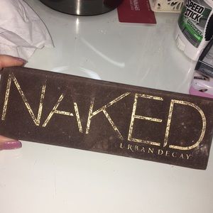 Naked palette